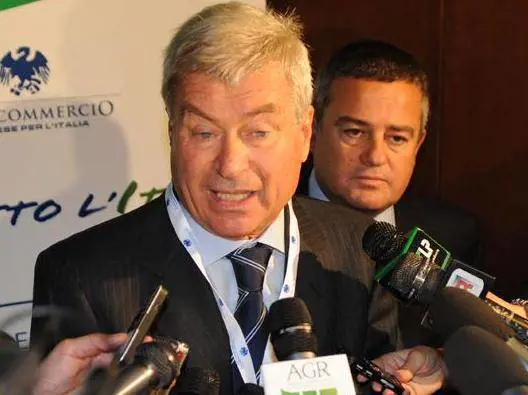 Confcommercio: «Mai commissariati dai franco-tedeschi Ora meno tasse»