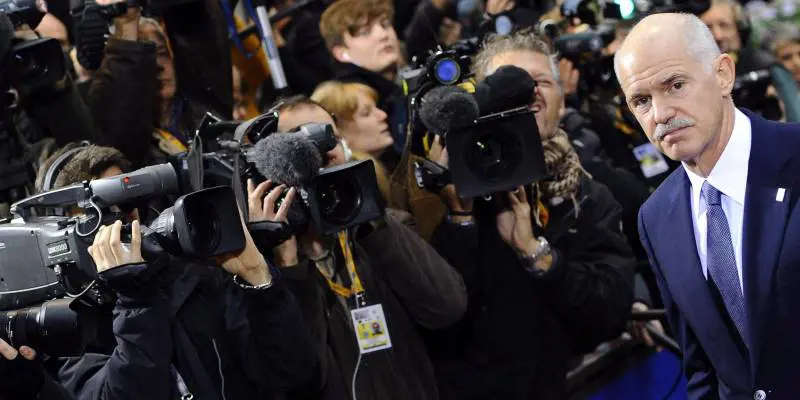 «Un referendum sugli aiuti» La Grecia terremota lEuropa