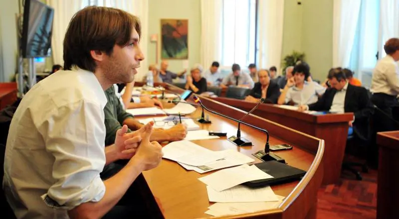 La pioggia riporta in strada i veicoli più inquinanti