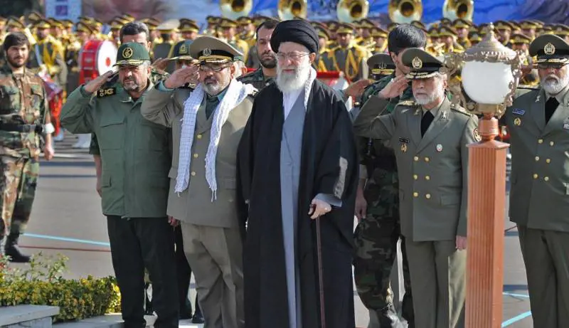 Fuga di notizie sull’Iran:  israeliani e britannici  attaccheranno a Natale