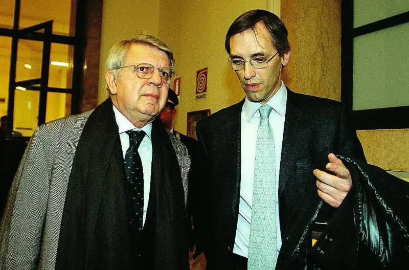 Ruby, mostrate al processo  le foto osé della marocchina