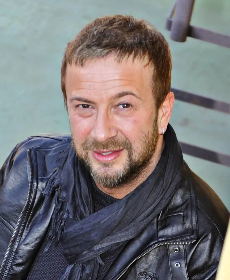 Alla Mondadori i fan in coda  per Marco Masini