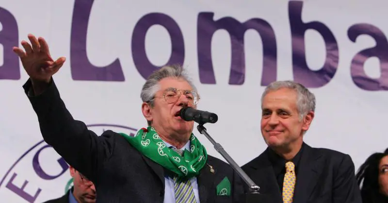 Asse Formigoni-Lega. Il Pdl: "La staffetta? Non è in programma"