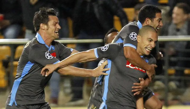 Napoli canta nellEuropa che conta