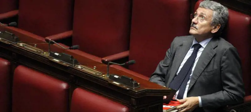 Unipol, quei consigli  che imbarazzano D’Alema