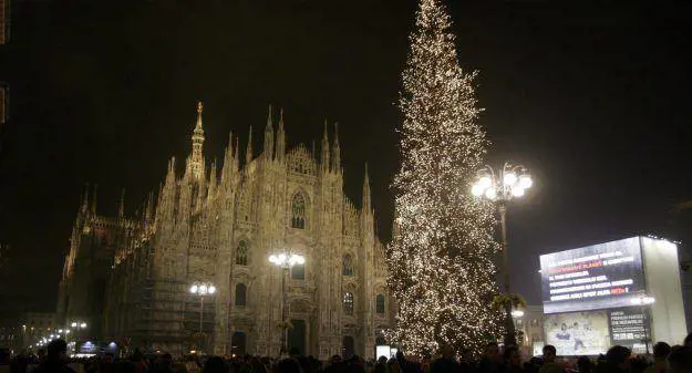 Austerità e buio Natale:  luminarie spente per tagli