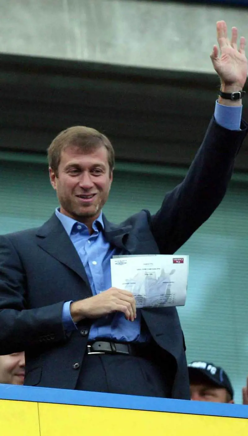 I magnati russi fanno shopping col mondo