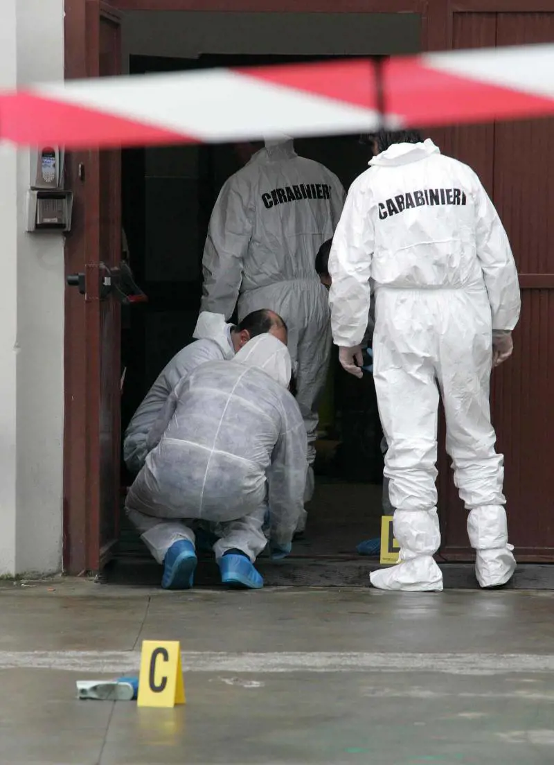 Ucciso nella tipografia dove lavorava Forse larma è un manico di scopa