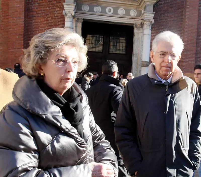 Comè umano il premier: «Sono in pena per i politici»