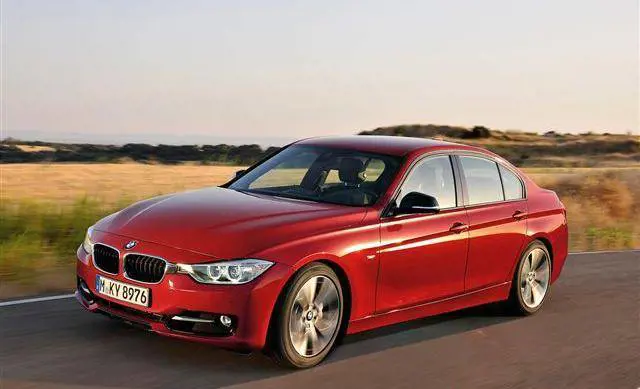 Bmw Serie 3, sesto atto per l’icona bavarese