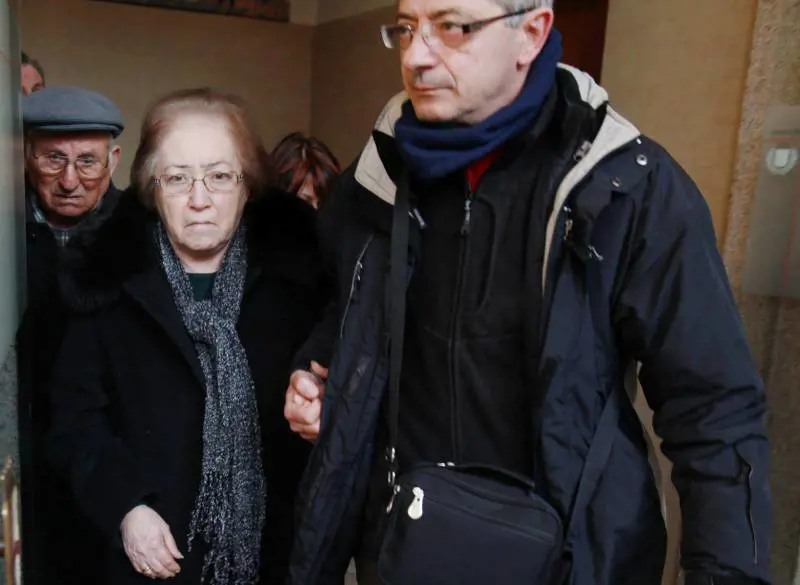 Preghiere e lacrime per Nicolò «E quell’animale se la caverà»