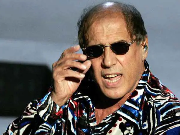 Celentano fuori da Sanremo Lo scrive la Mori sul blog Ma la Rai smentisce tutto