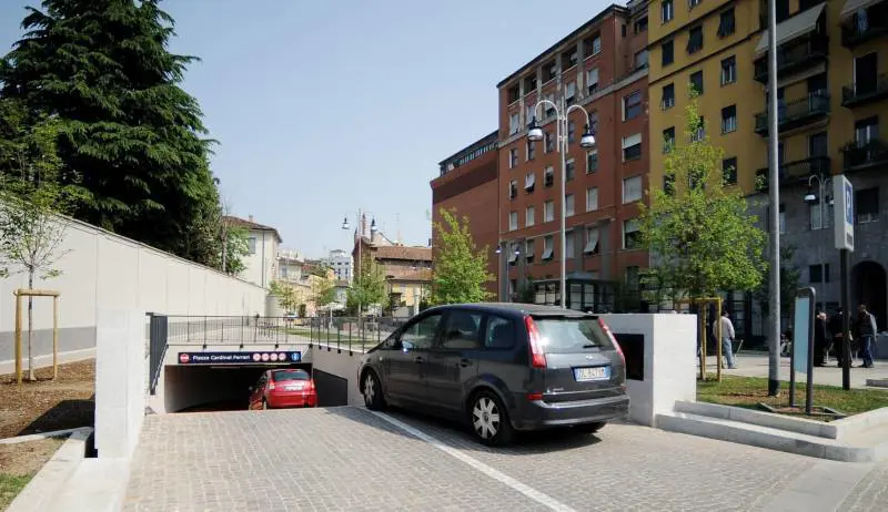 Le autorimesse ricorrono al Tar Trattative già finite «in garage»