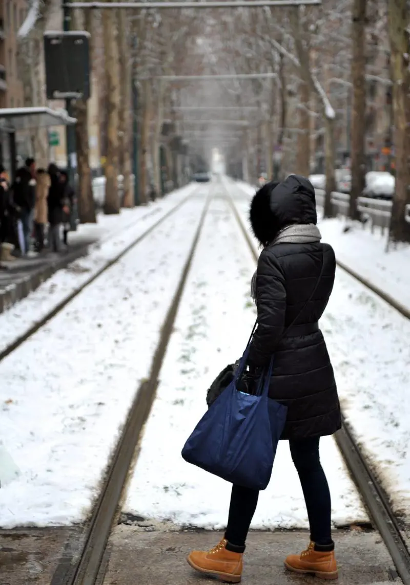 Il freddo non dà tregua. Scuole, case e uffici alzano il riscaldamento