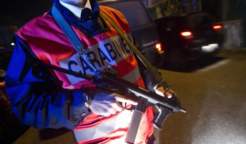 La cena si trasforma in incubo Unora in balìa dei rapinatori