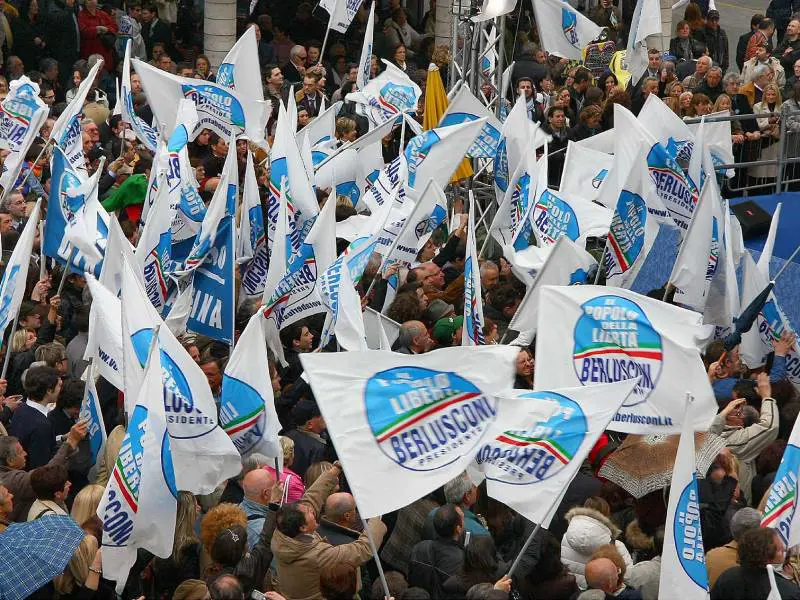 "Amore per la gente Così è nato l'inno Pdl"