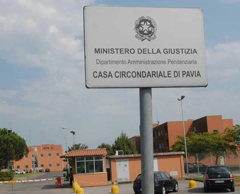 Arrestato agente penitenziario voleva far scappare due boss