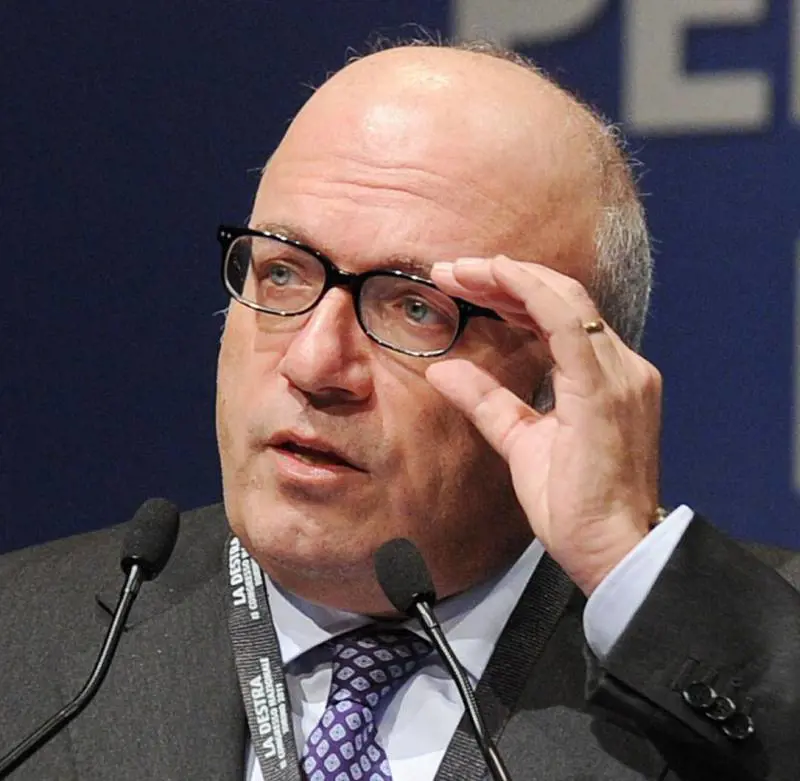 Storace: "Gli ex An vengano con noi, rifondiamo la destra"