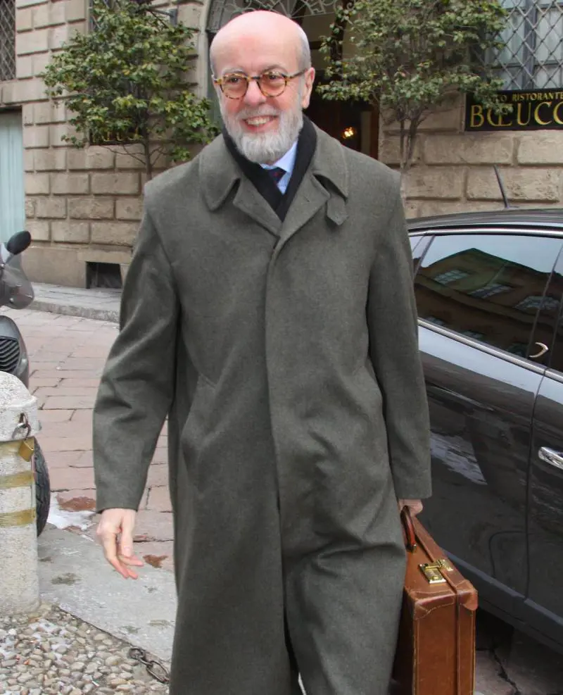 Intesa, Cucchiani incassa lok del mercato