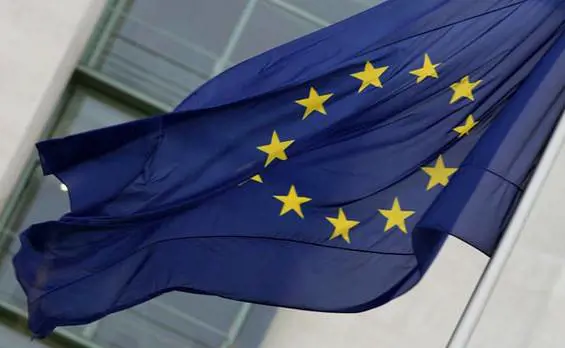 L'Ue ora ci promuove: no manovra aggiuntiva E poi: avanti con la Tav