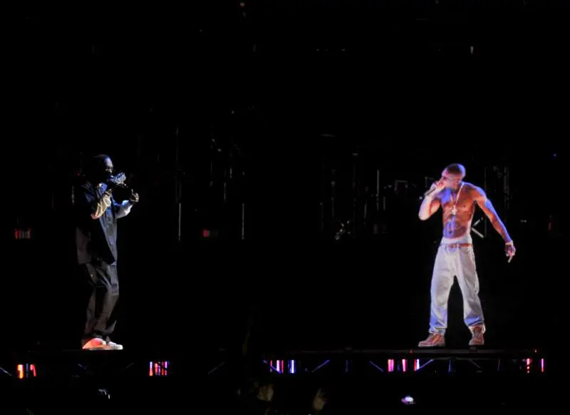 Tupac resuscita al Coachella
