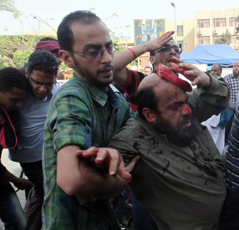 Egitto di nuovo in piazza contro i militari: 3 morti