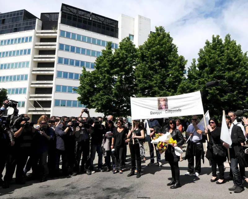 L’appello disperato delle vedove in marcia: "Adesso fateci vivere"