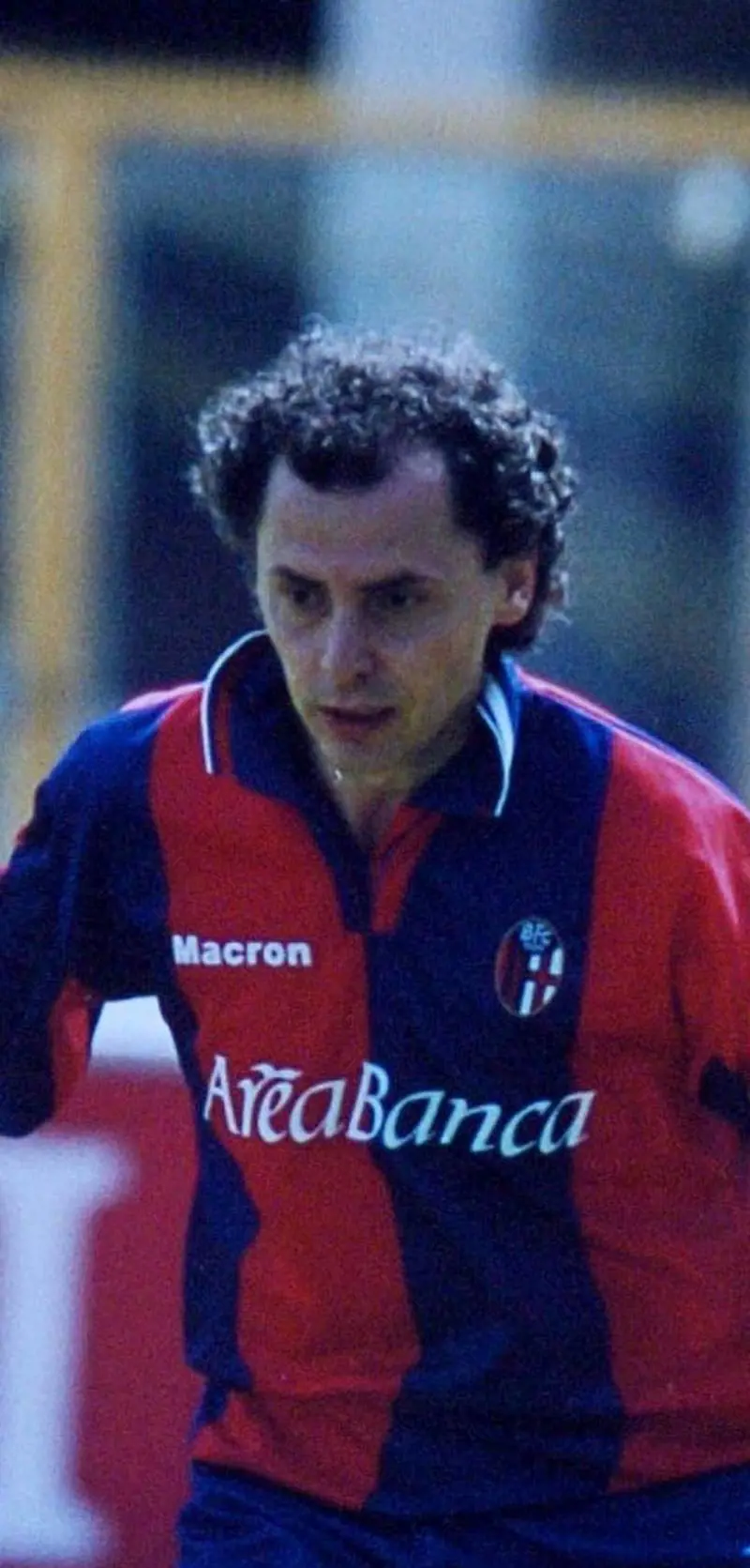 «Il Cev c’è», ma alla festa rossoblù la sedia resta vuota