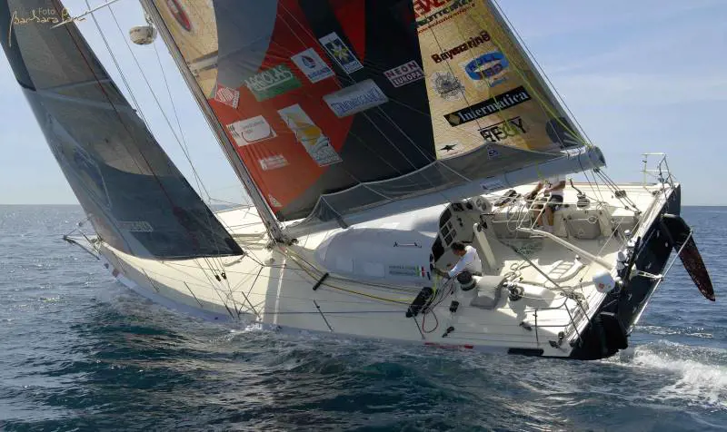 "Vento di Sardegna" in testa nell'oceano