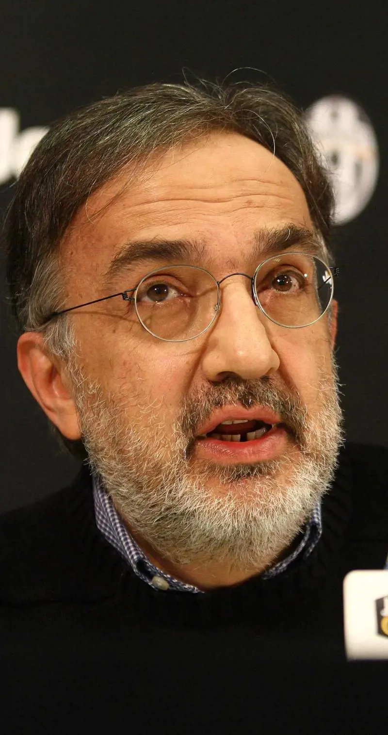 L'Ue stringe sulle emissioni e i produttori si ribellano: «Limiti più pesanti al mondo»