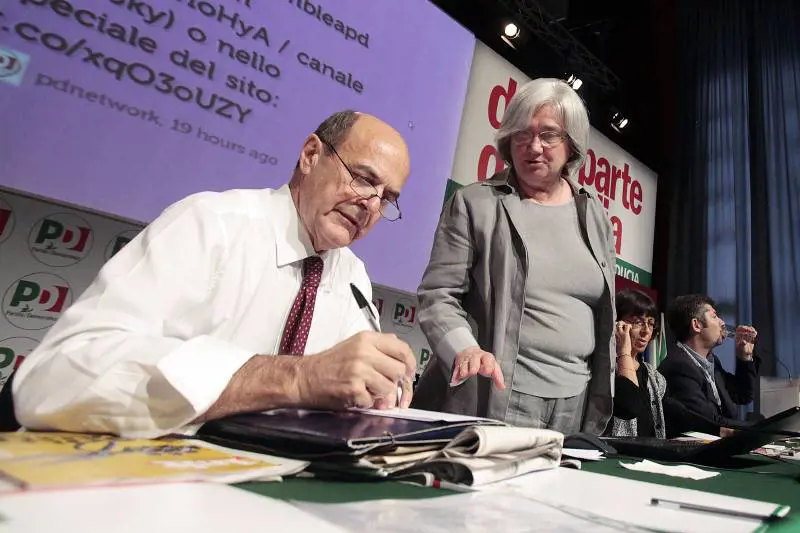 Bersani: primarie entro fine anno. Il ritorno di Berlusconi è agghiacciante