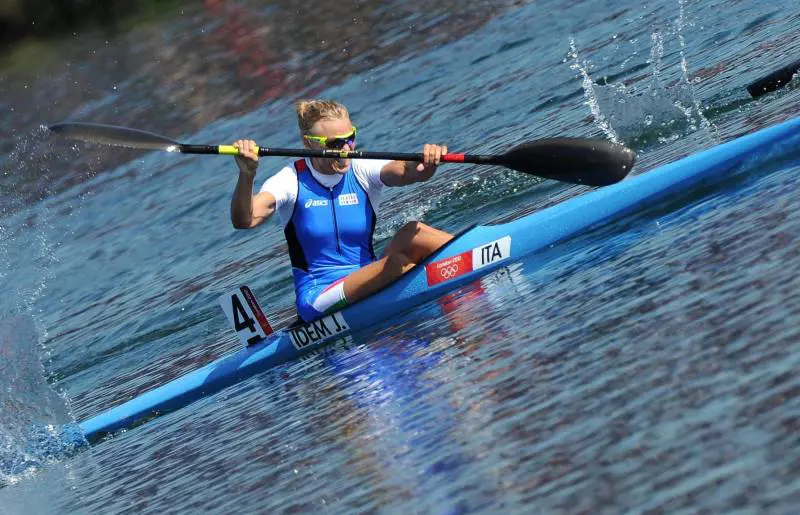 L'ultima pagaiata di Josefa «Italia fai come me e ti rialzi»