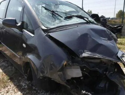 Ceduta come sposa per 3mila euro Incubo torture per una ragazzina