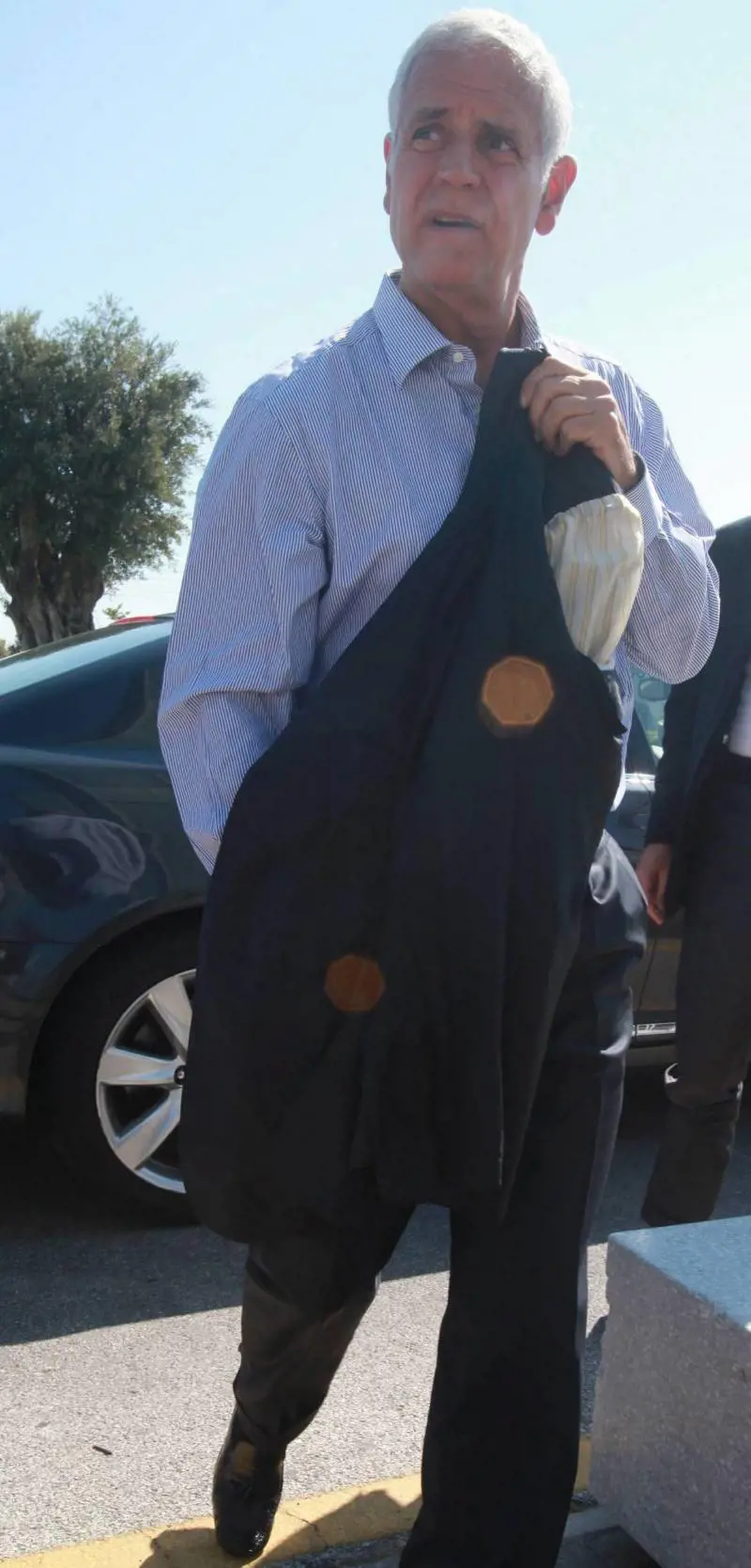 Applausi a Formigoni «Io sotto inchiesta? Finirà tutto in nulla»