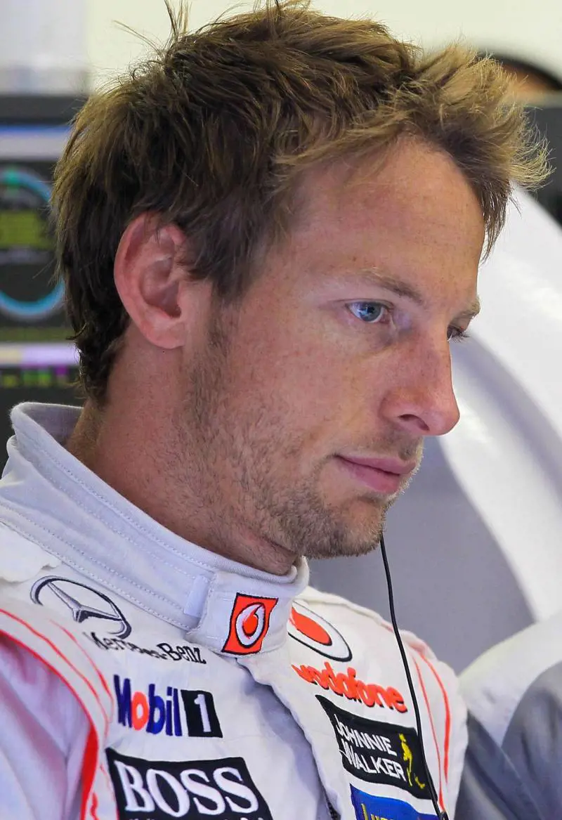 Button e la moglie narcotizzati: derubati a Saint Tropez