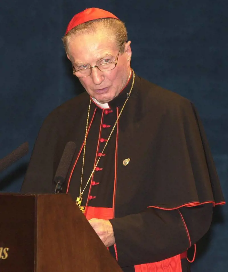 Mani pulite santifica Martini ma nel '95 indagò sulla Curia