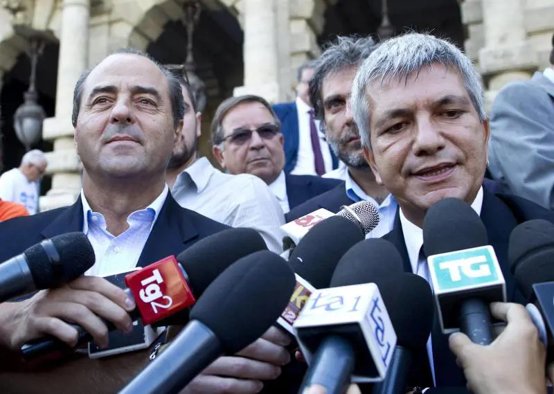 Riforma lavoro, l'asse Vendola-Di Pietro spacca la sinistra