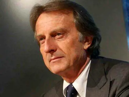 Riporta a casa i marò in Ferrari 