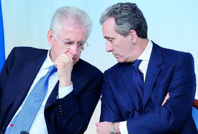 Monti si arrende: Pil in picchiata a -2,4%