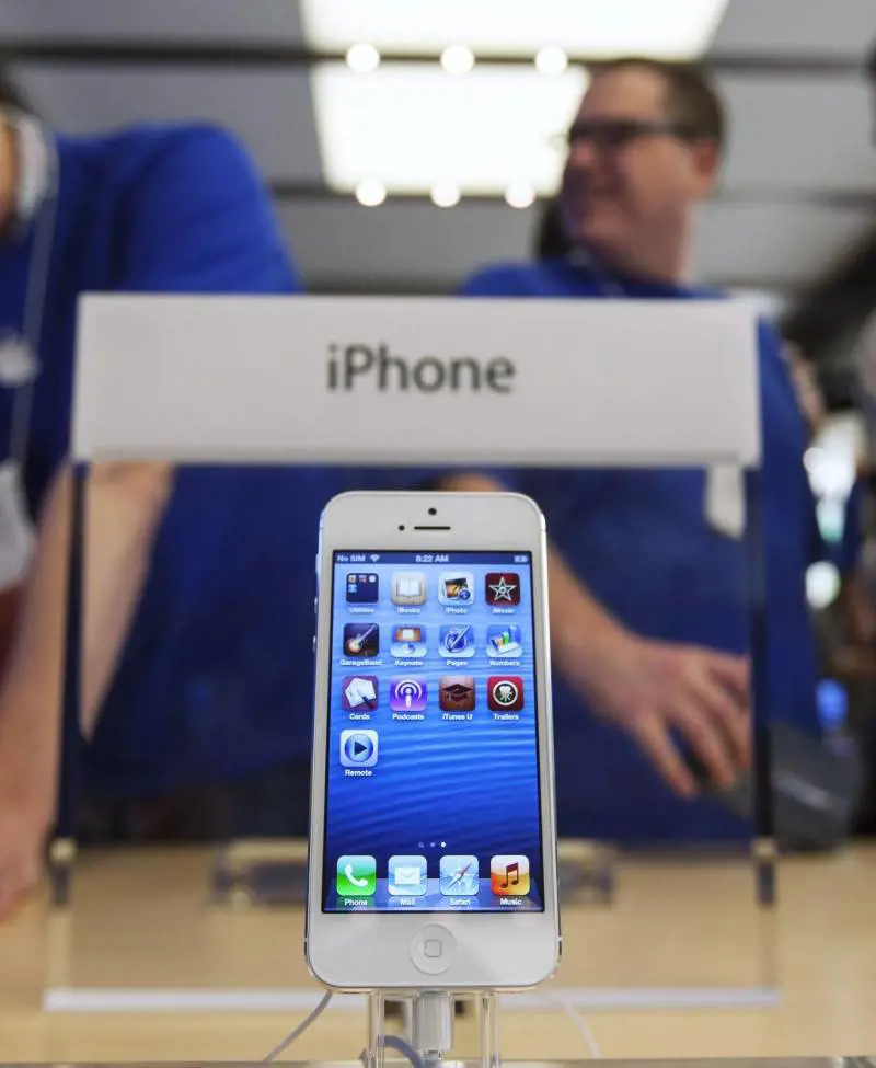 Come avere l'iPhone 5 senza spendere un euro