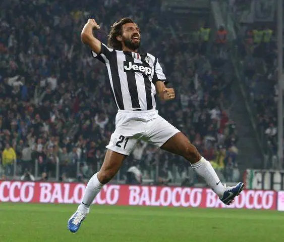 Un, due, tre: la Roma non c'è Zeman fa divertire la Juve