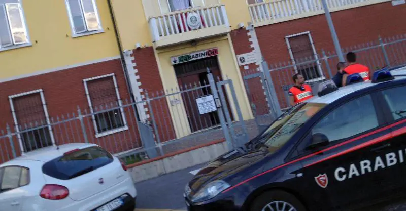 Uccide il comandante e la moglie Carabiniere suicida in caserma