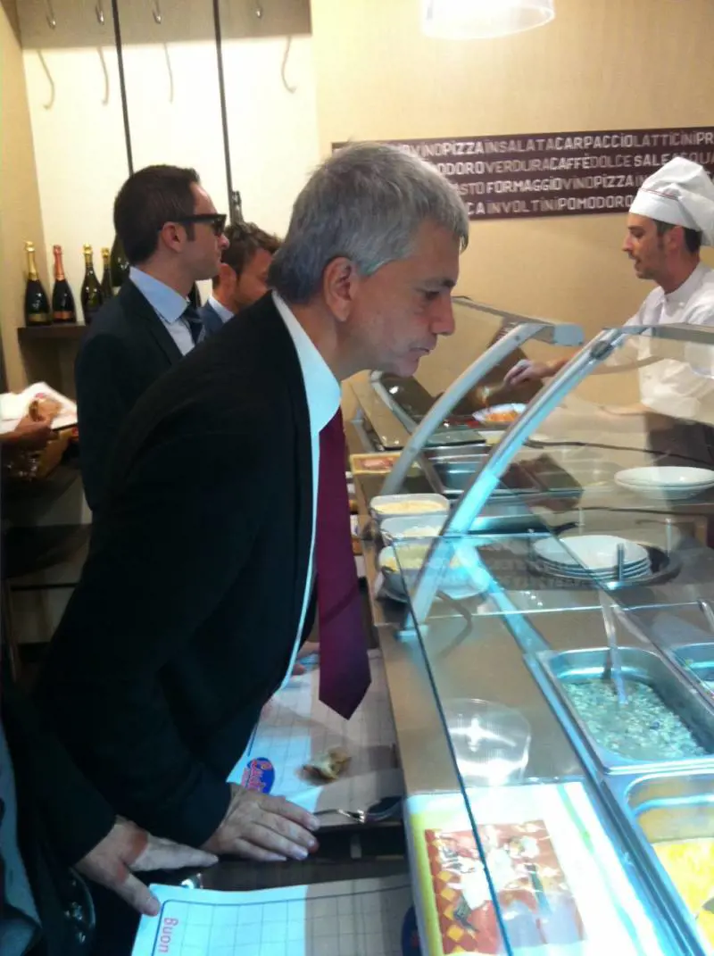 Nichi Vendola al self service