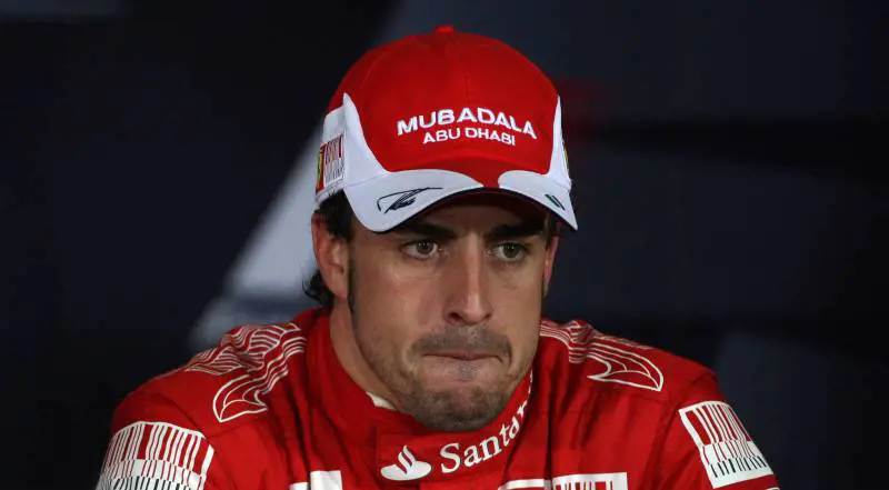 Rossa in prima linea: il Mondiale, il pilota e... l'Alonso nervoso