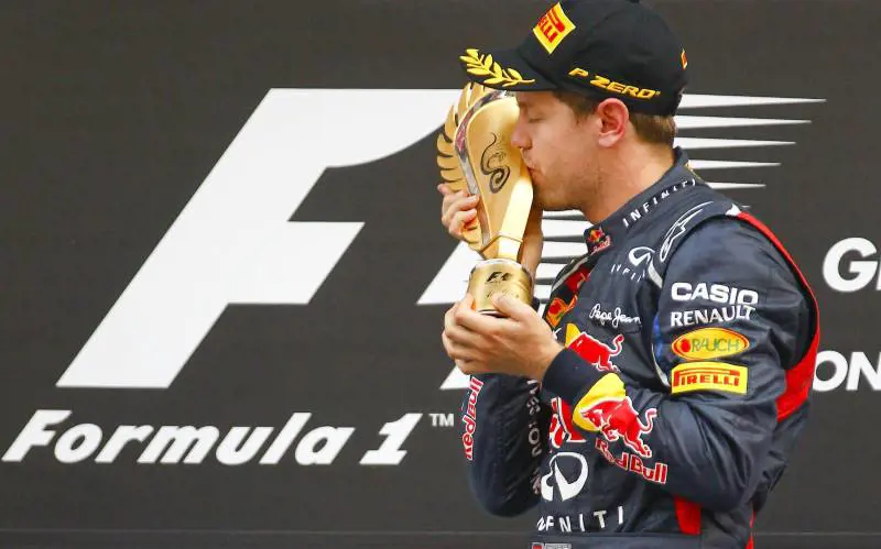 Vettel scalatore. In cima ora c'è lui