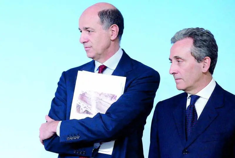 Corrado Passera, ministro dello Sviluppo economico e Vittorio Grilli, ministro dell'Economia