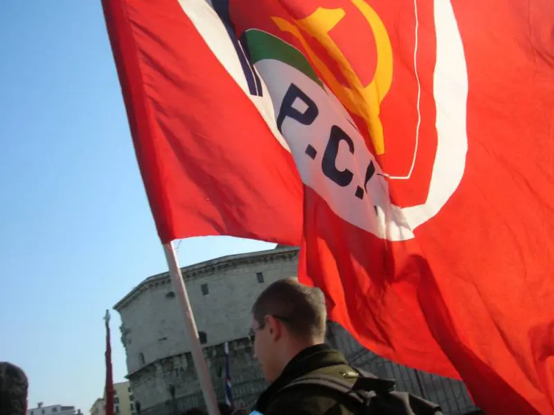 Altro che Pd, sono tornati i comunisti