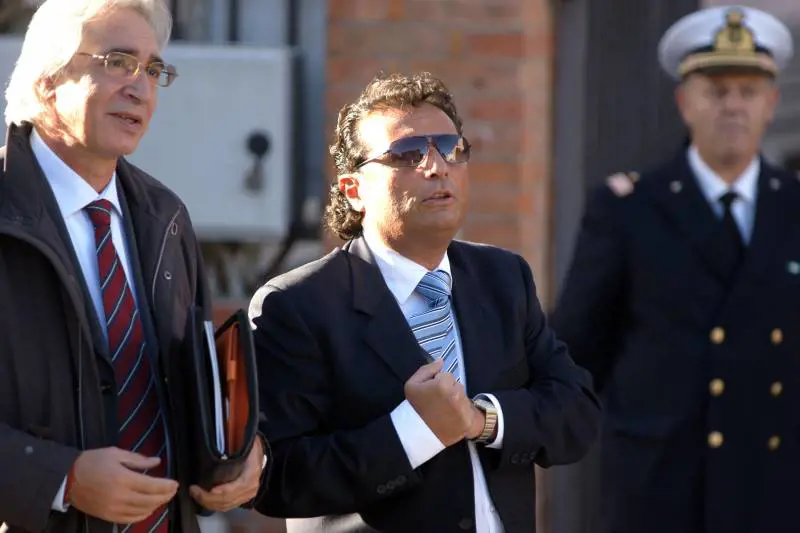 Costa Concordia, Schettino pronto a rimettersi al timone di una nave