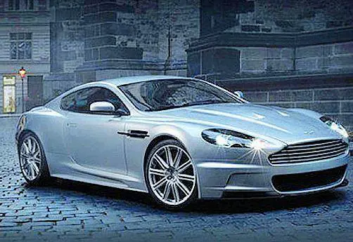 Pirelli sgomma con l'auto di 007