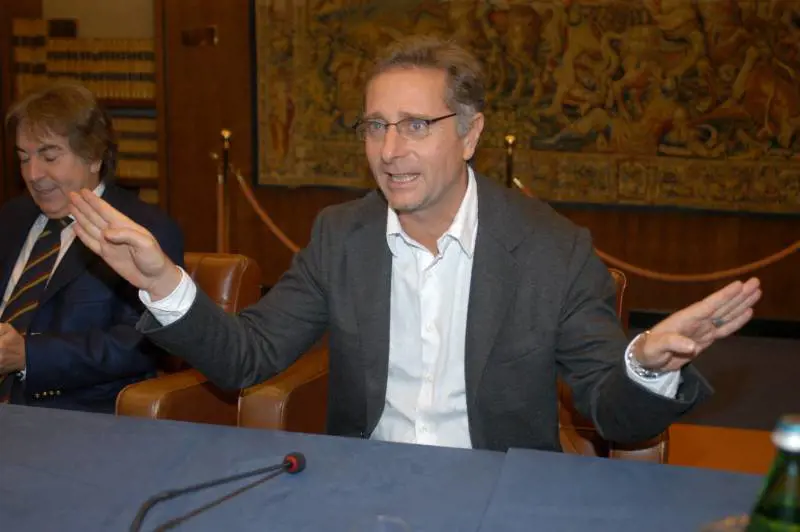 Bonolis: "Gli acidi? Li ho presi a 16 anni"
